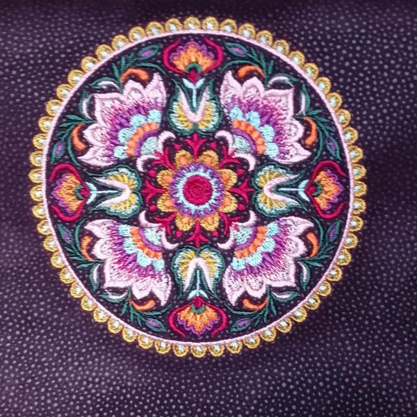 Mandala multicouleurs