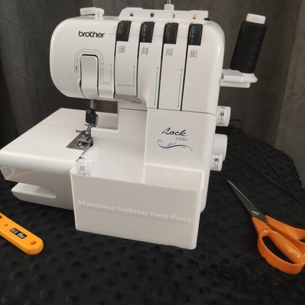 Récupérateur surjeteuse Brother 2104D